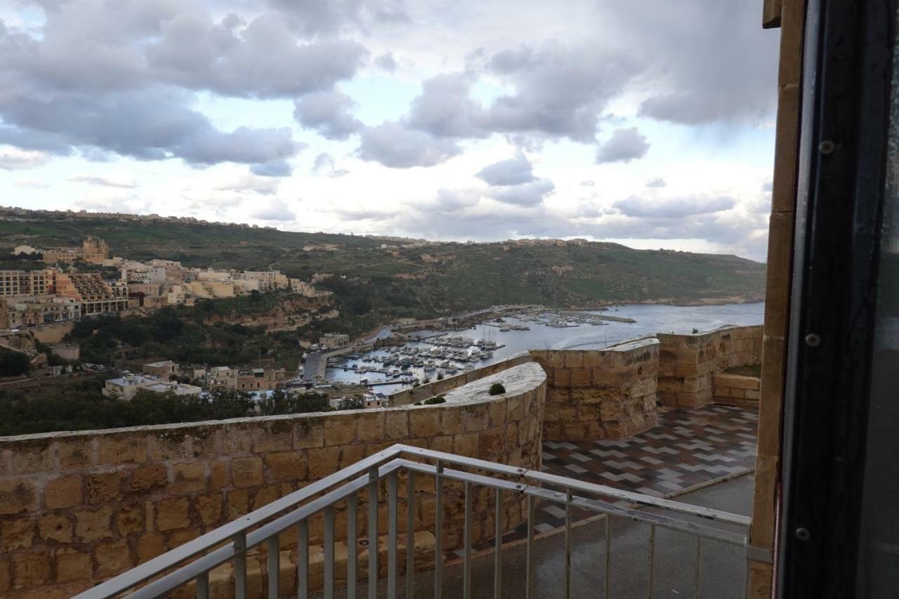 Harbour Views Duplex Maisonette With Jacuzzi Hot Tub Mgarr Dış mekan fotoğraf